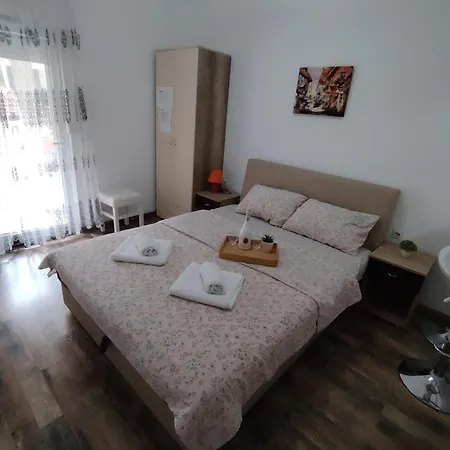 Διαμέρισμα Ruj *