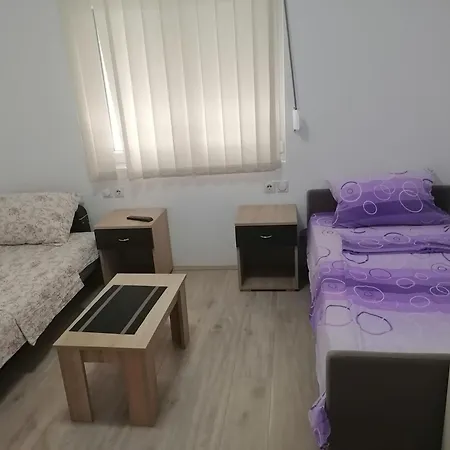 Ruj شقة سوكو بانيا